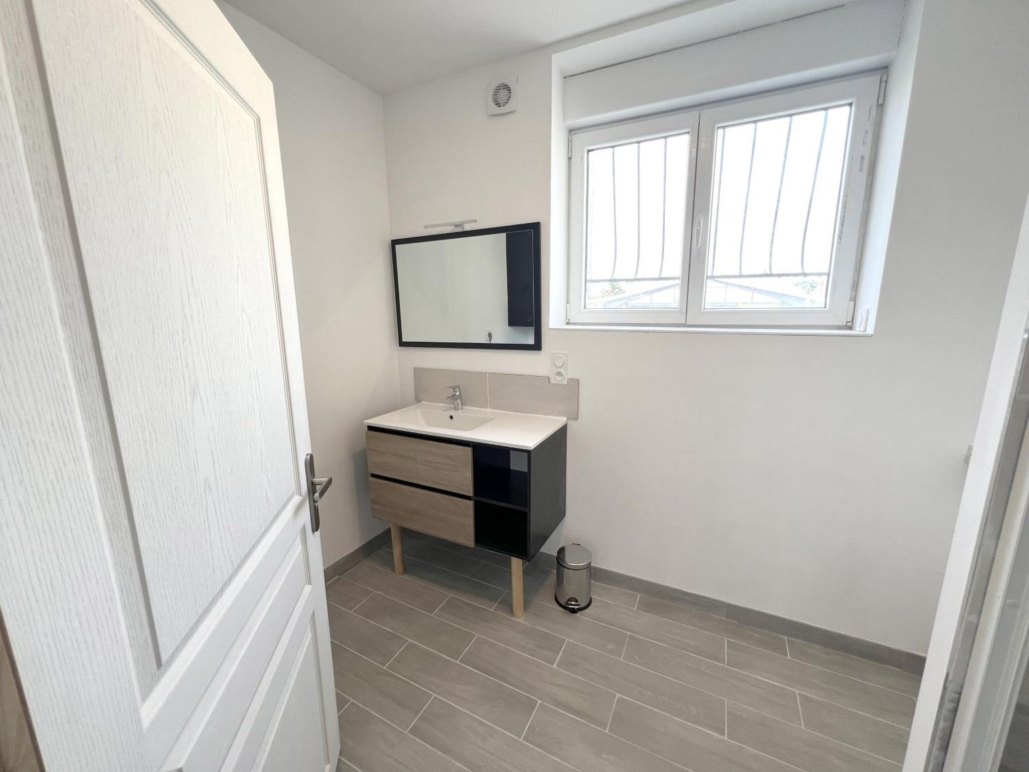 178B - Appartement T2 Tout Confort - Wifi Netflix Le Gond-Pontouvre エクステリア 写真